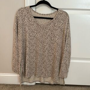 Cheetah print v neck long sleeve top